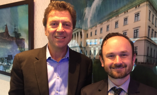Sam Kimmins of RE100, The Climate Group meeting Norwegian corporations at round table organized by ECOHZ